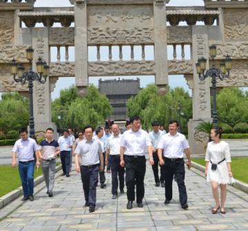 江西省委副書記劉奇視察仁和集團(tuán)