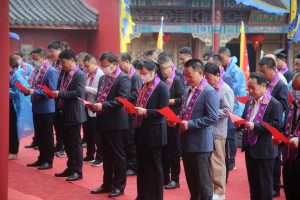 楊文龍董事長(zhǎng)出席樟樹(shù)第52屆全國(guó)藥材藥品交易會(huì)系列活動(dòng)