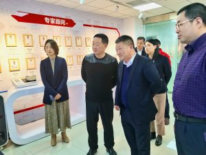 樟樹(shù)市政府市長(zhǎng)陳鈺到集團(tuán)北京總部考察