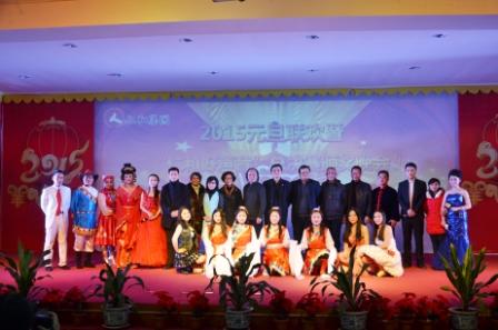 仁和集團2015年元旦聯(lián)歡暨仁和好聲音總決賽晚會舉行 (1)_副本.jpg
